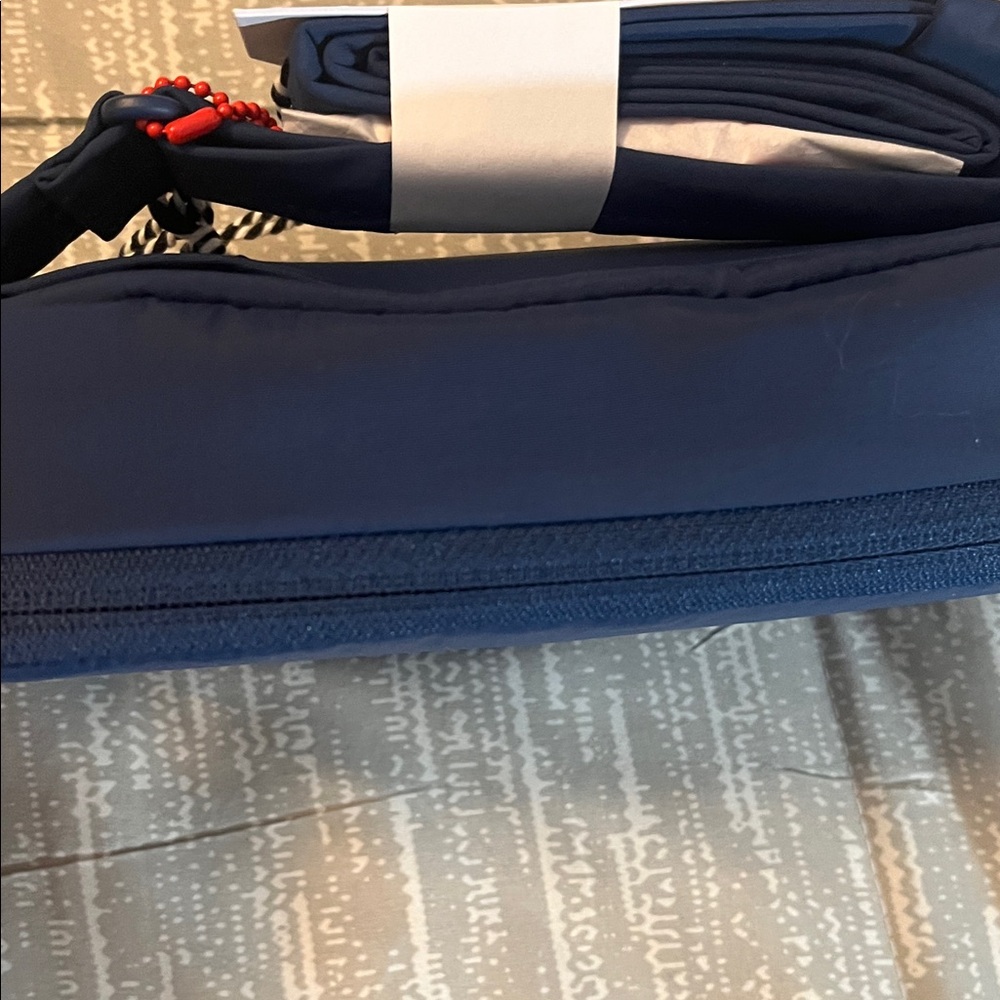 Thacker Emery Nylon Belt Bag - Picture 7 of 10